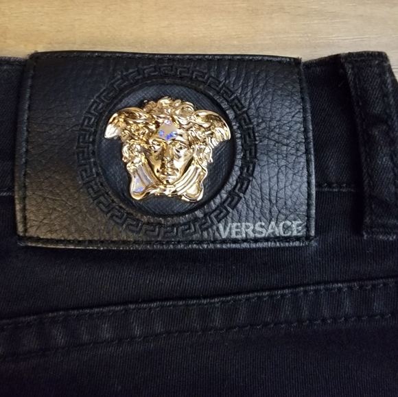 VERSACE Jeans - Picture 7 of 12